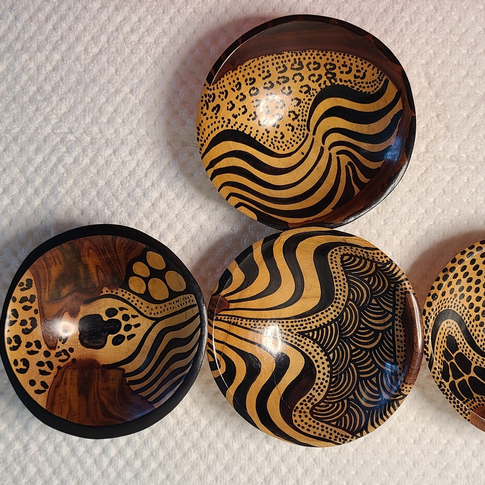 Hand-Painted Wood Decorative Bowls - Black & Natural Brown - Picture 9 of 10